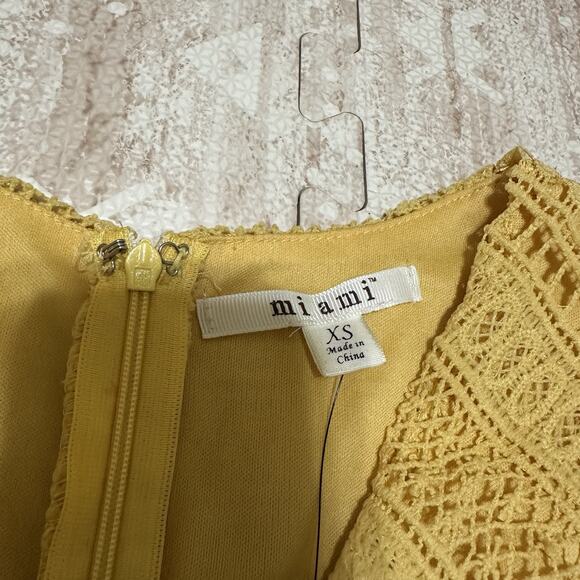 Francesca’s Dress New Size XS Yellow Crochet Bright Spring Summer Coquette - Picture 8 of 13